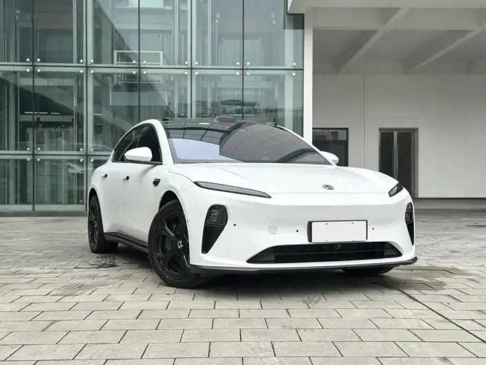 NIO ET5 2022 Model 75kWh – фото 3