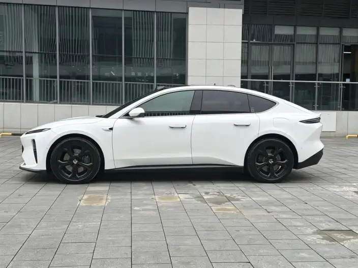 NIO ET5 2022 Model 75kWh – фото 4