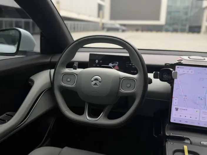 NIO ET5 2022 Model 75kWh – фото 10