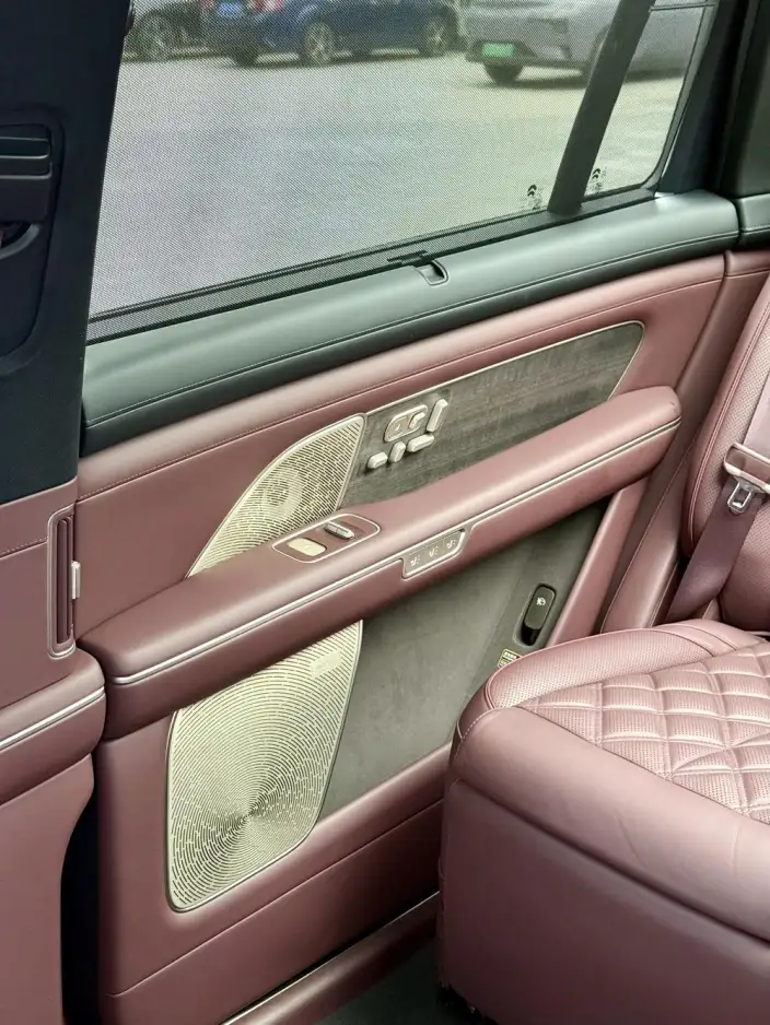 NIO ES8 2026 Model VI seat Executive Deluxe Edition – фото 9