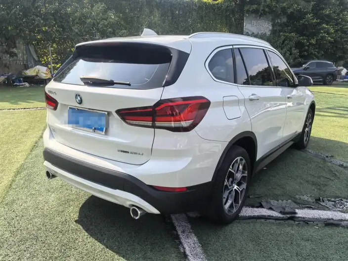 BMW X1 2022 Model sDrive25Li Leading Model – фото 7