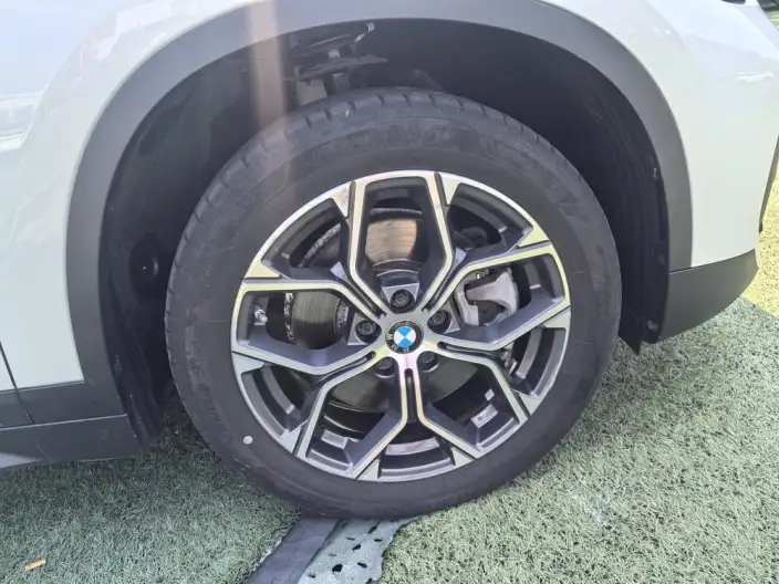 BMW X1 2022 Model sDrive25Li Leading Model – фото 9