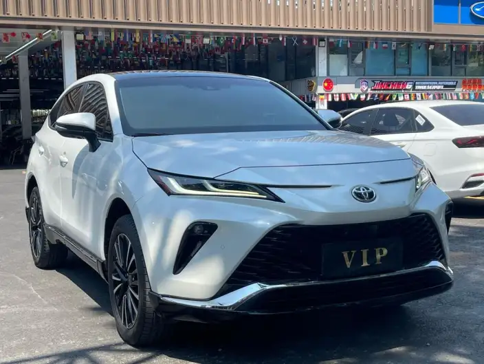Venza 2022 Model 2.0L CVT 4WD Supreme Edition – фото 3