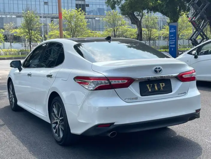 Toyota Camry 2021 Model Hybrid 2.5HG Deluxe Edition – фото 4