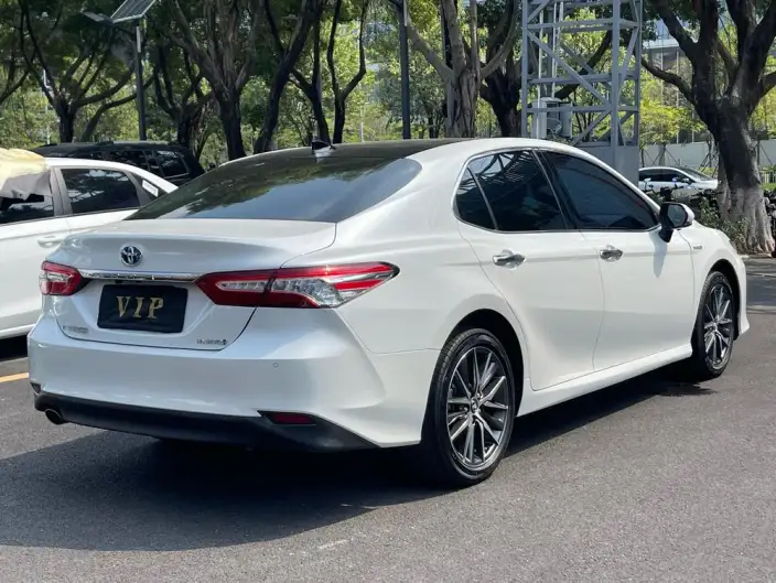 Toyota Camry 2021 Model Hybrid 2.5HG Deluxe Edition – фото 6