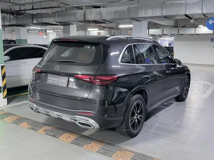 Mercedes-Benz GLC 2024 Model Facelift GLC 260 L 4MATIC Luxury Model 5 seat – фото 4