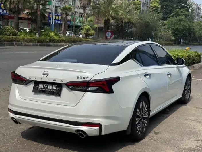 Nissan Teana 2022 Model 2.0L XL-TLS Yuexiang Edition – фото 5
