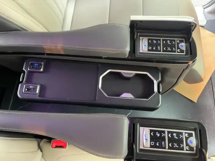 Toyota Sienna 2024 Model Hybrid 2.5L Comfort Edition – фото 10