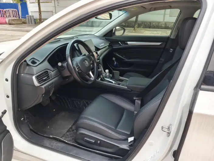 Honda Accord 2022 Model 260TURBO Deluxe Edition – фото 8