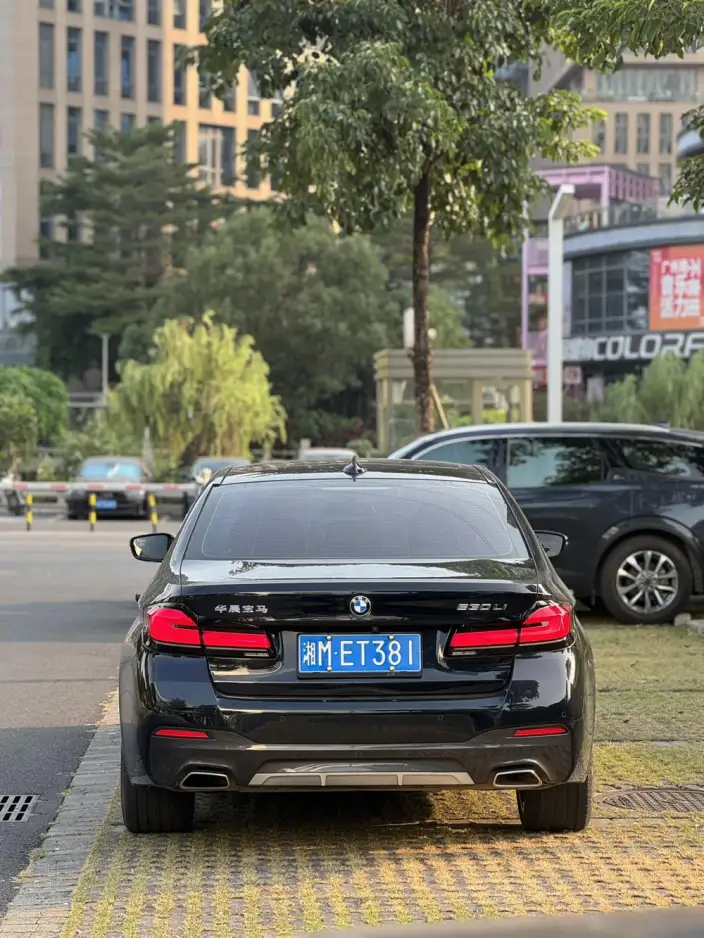 BMW 5 Series 2022 Model 530Li Exclusive Model M Sports Set – фото 5