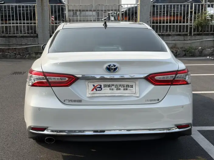Toyota Camry 2023 Model Hybrid 2.5HG Deluxe Edition – фото 6