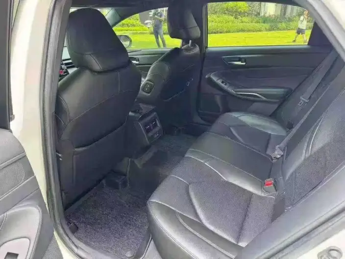 Toyota Avalon 2021 Model 2.5L Deluxe Edition – фото 9