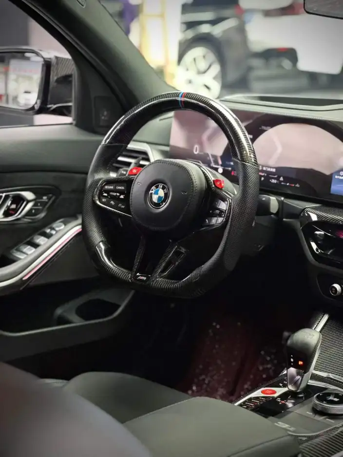 BMW 3 Series 2025 Model 330i 50th Anniversary Limited edition – фото 6