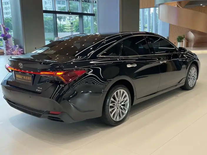 Toyota Avalon 2024 Model Intelligent Hybrid 2.5L E-CVT XLE Premium Edition – фото 5