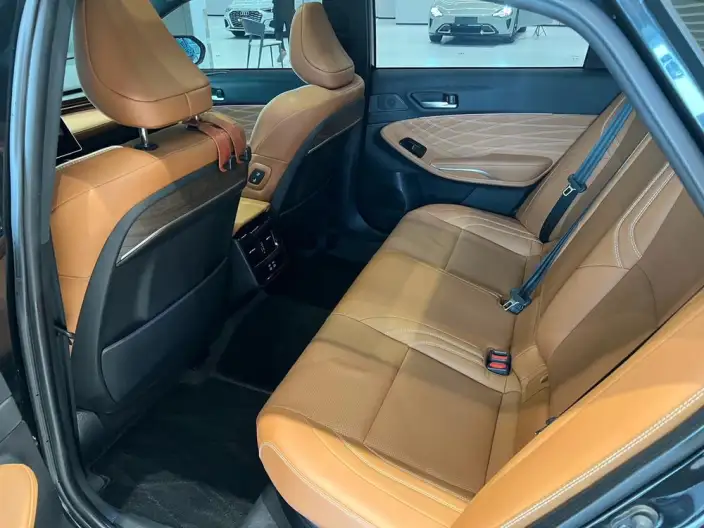 Toyota Avalon 2024 Model Intelligent Hybrid 2.5L E-CVT XLE Premium Edition – фото 10