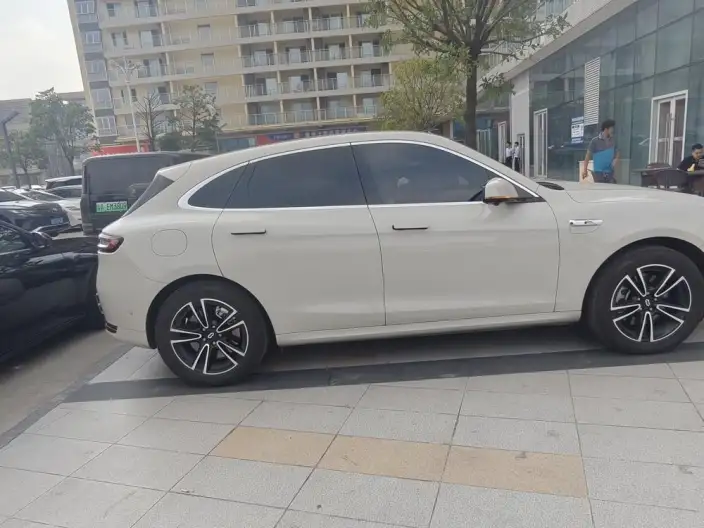 Aito M5 2025 Model Extended Range Ultra Rear Drive Edition – фото 5