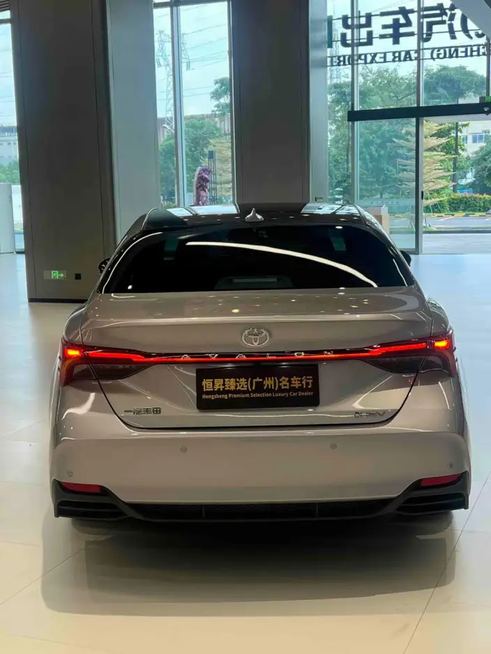 Toyota Avalon 2024 Model Intelligent Hybrid 2.0L E-CVT Deluxe Edition – фото 4