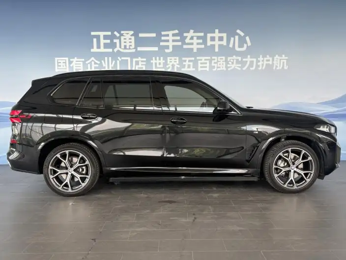 BMW X5 2025 Model xDrive30Li Exclusive Model M Sports Night Set – фото 7