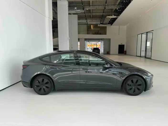 Model 3 2023 Model Long Battery Life Pro All-wheel drive version – фото 7