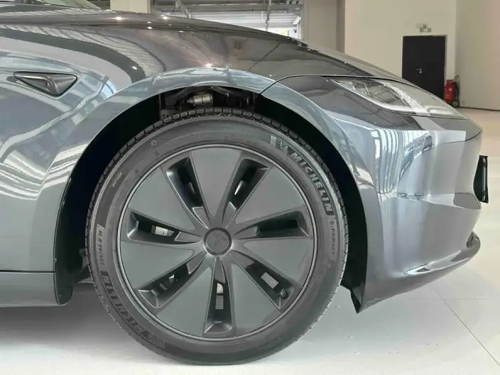Model 3 2023 Model Long Battery Life Pro All-wheel drive version – фото 8