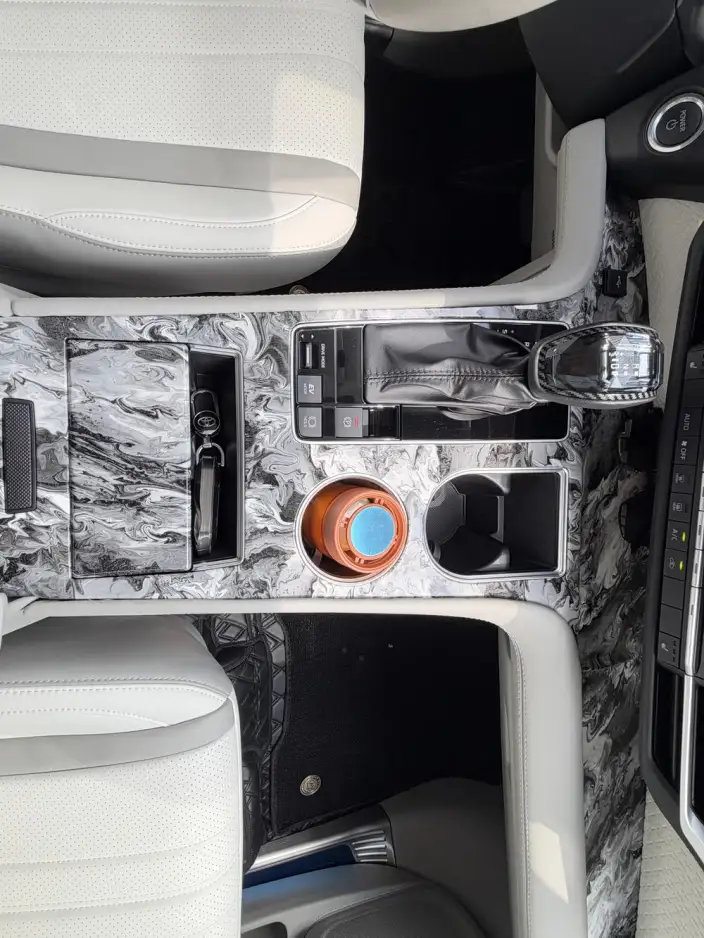Toyota Sienna 2024 Model Hybrid 2.5L 4WD Deluxe Edition – фото 7