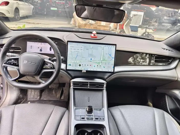 BYD Seal 07DM 2024 Model DM-i 125KM Elite Model – фото 10
