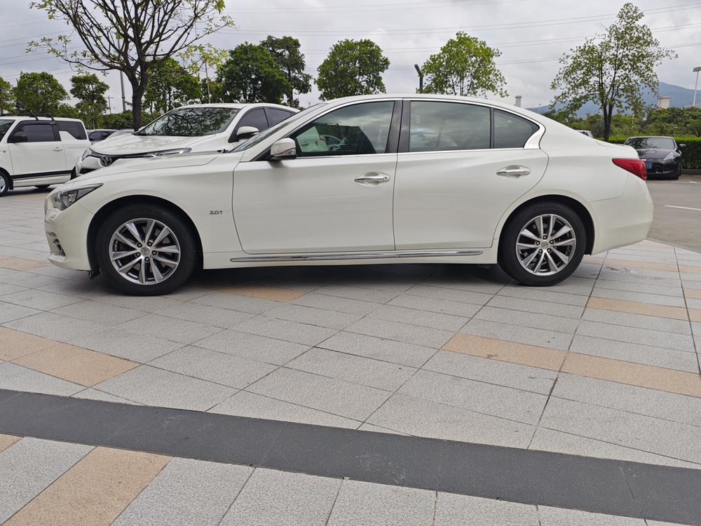 Infiniti Q50L 2016 2.0T Enjoyment