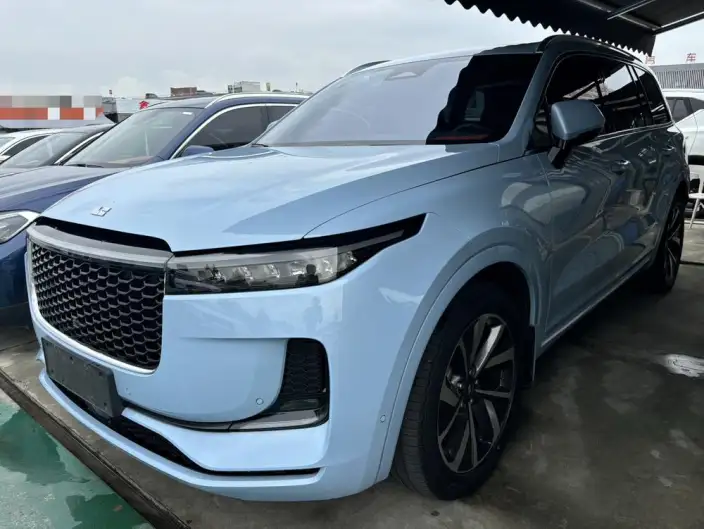 Li Auto ONE 2021 Model Extended Range 6 seat Edition – фото 1