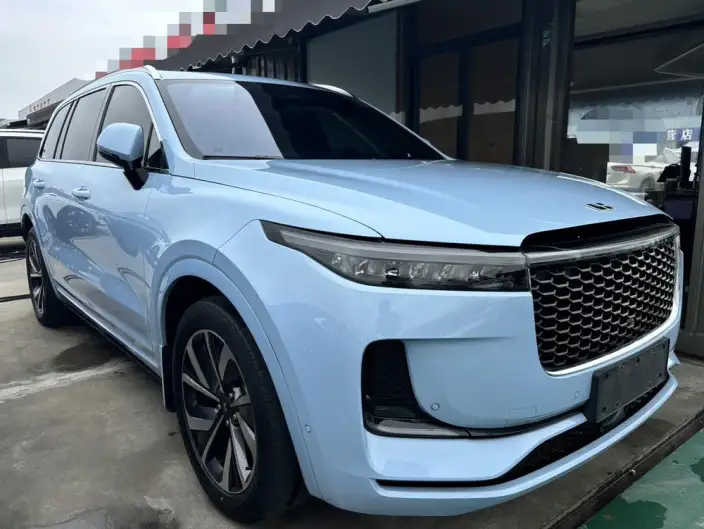 Li Auto ONE 2021 Model Extended Range 6 seat Edition – фото 3