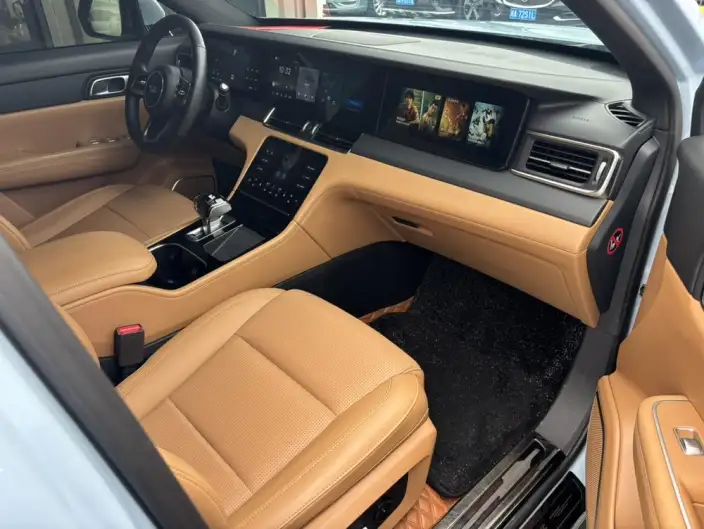 Li Auto ONE 2021 Model Extended Range 6 seat Edition – фото 9