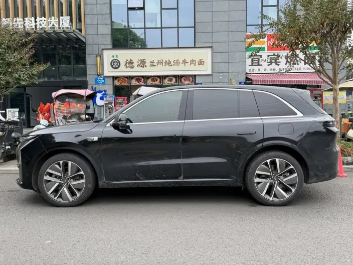 Li Auto L6 2024 Model Pro Edition – фото 3