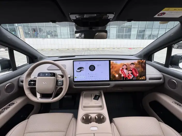 Li Auto i6 2025 Model 2WD Standard Edition – фото 9