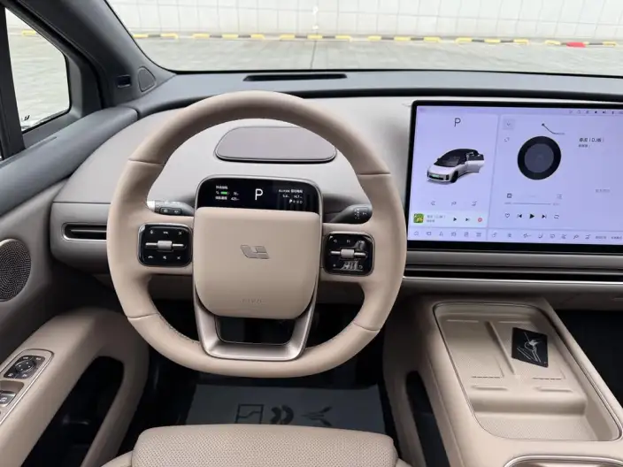 Li Auto i6 2025 Model 2WD Standard Edition – фото 10