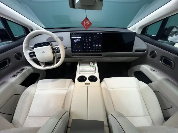 Li Auto i8 2025 Model Ultra – фото 8