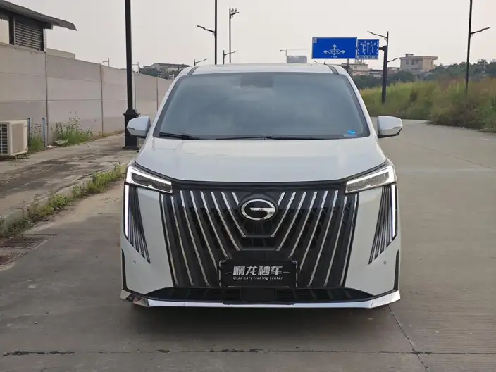 GAC Trumpchi M8 2026 Model 2.0T Exclusive Edition – фото 2