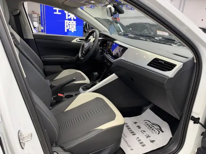 Polo 2023 Model Facelift Plus 1.5L Automatic Colorful Technology Version – фото 8