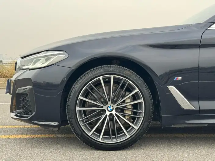 BMW 5 Series 2022 Model Facelift 530Li Leading Model M Sports Set – фото 8