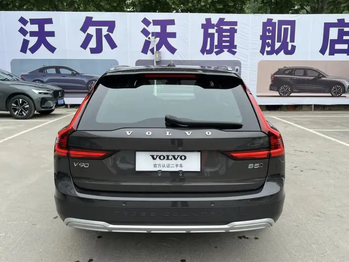 Volvo V90 2025 Model Cross Country B5 AWD Zhiyuan Edition – фото 5