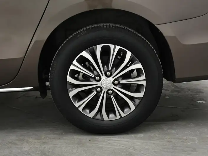 Buick GL8 2023 Model Business class 2.0T Luxury Model – фото 9