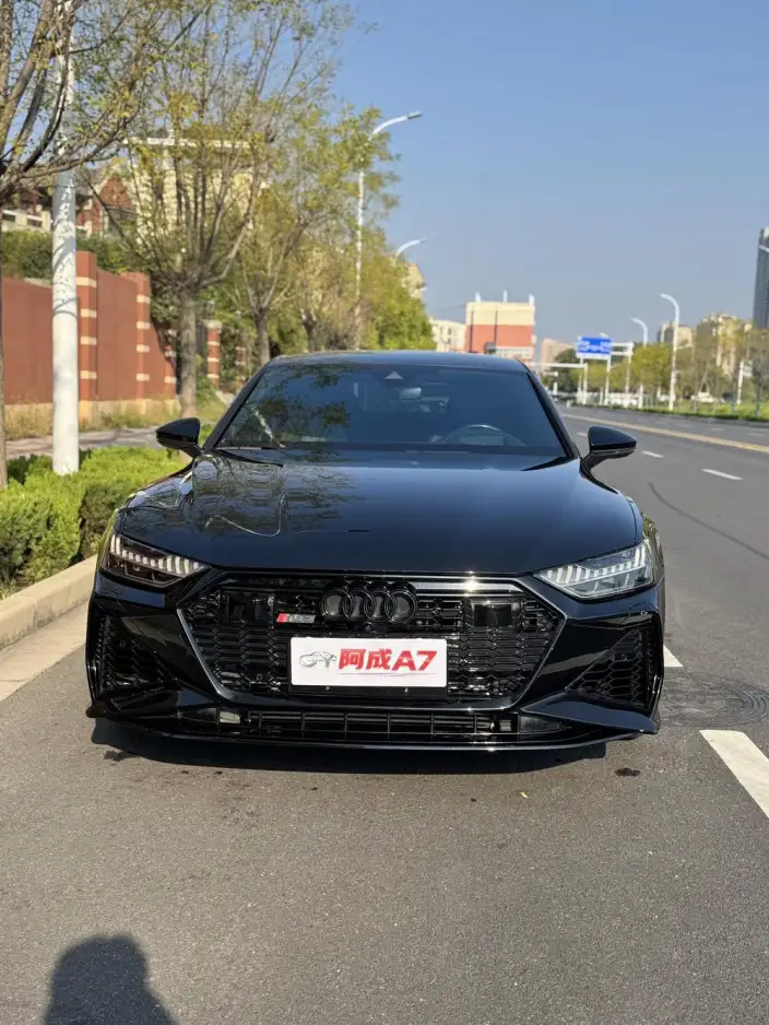 Audi A7 2024 Model 55 TFSI quattro Exclusive Model – фото 2