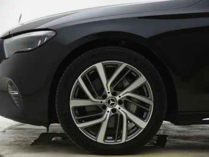 Mercedes-Benz E-Class 2024 Model E 300 L Fashion Model sedan – фото 8