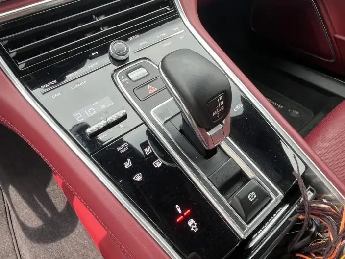 Panamera 2023 Model Facelift Panamera 2.9T Platinum edition – фото 8