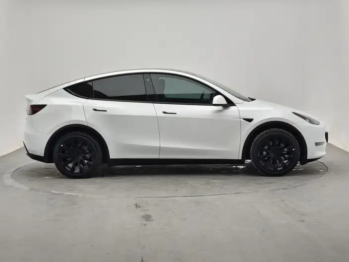 Model Y 2023 Model Long Battery Life Pro All-wheel drive version – фото 8