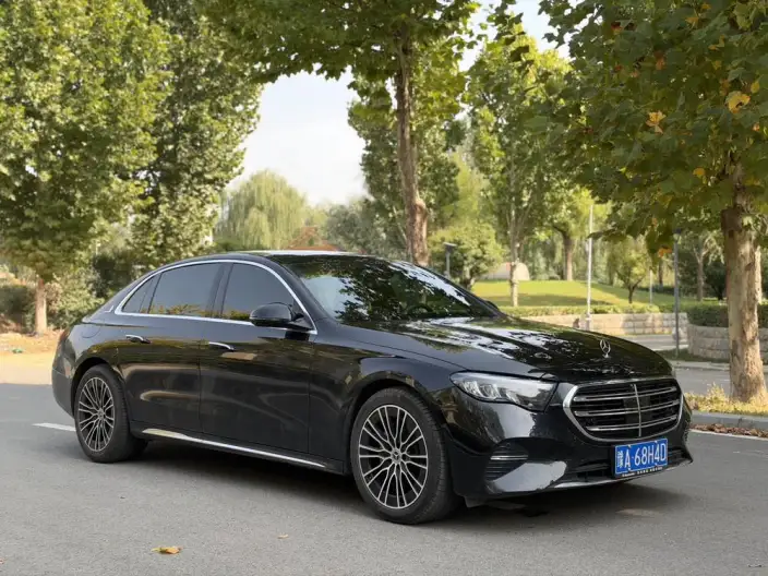 Mercedes-Benz E-Class 2024 Model E 300 L Luxury Model sedan – фото 3