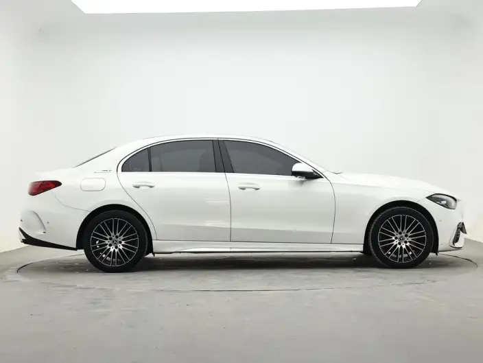 Mercedes-Benz C-Class 2025 Model C 260 L Sports Edition – фото 8