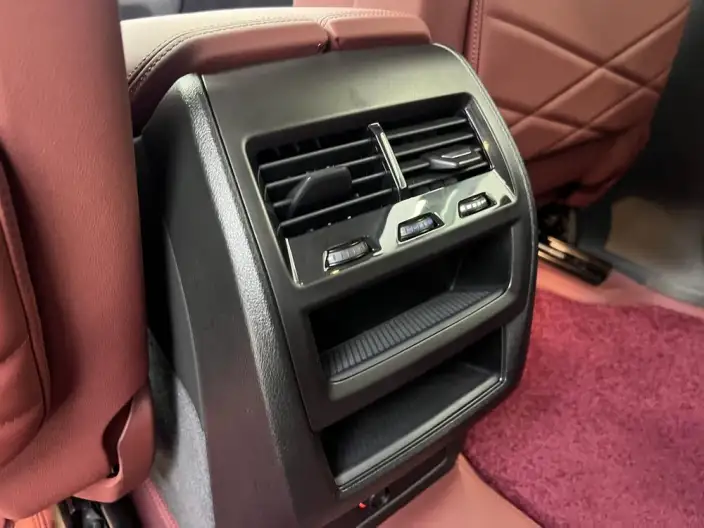 BMW X5 2023 Model xDrive30Li Exclusive Model M Sports Night Set – фото 7