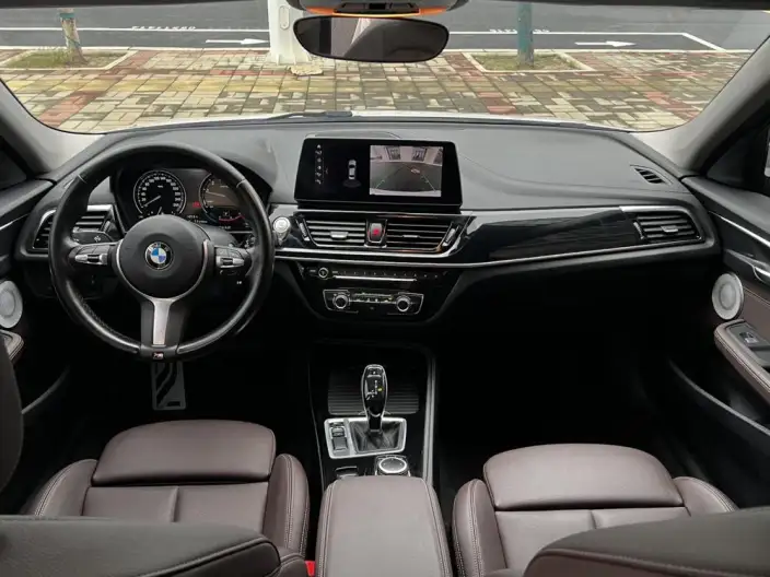 BMW 1 Series 2021 Model Facelift 120i M Sports Night Edition – фото 10