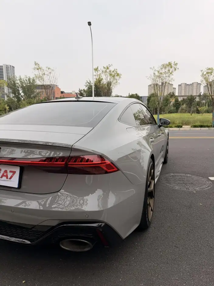 Audi RS 7 2024 Model RS 7 4.0T Sportback Performance – фото 2