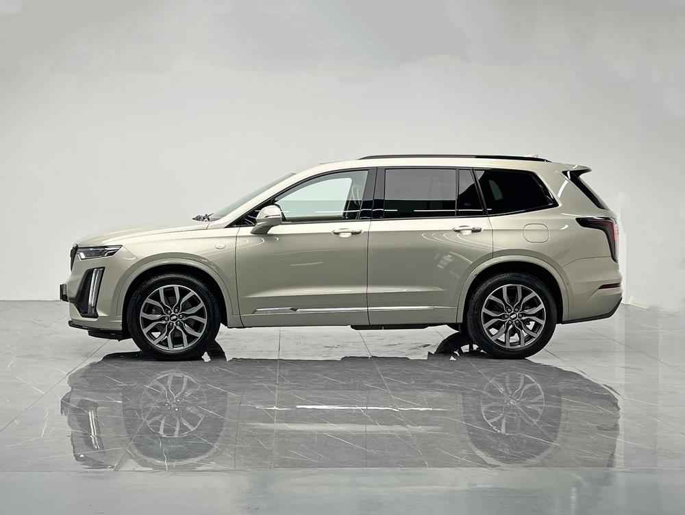 Cadillac XT6 2021 2.0T Lite Hybrid 6 seat 4WD Platinum