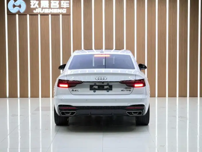 Audi A4 L 2022 Model 40 TFSI Luxury Dynamic Model – фото 5